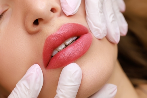 Everything you need to know about hyaluronic acid on lips
