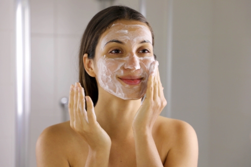 Keys to buying the best facial mask